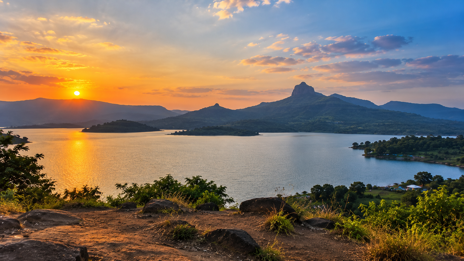 Charlotte Lake Matheran scenic lake surrounded by greenery
